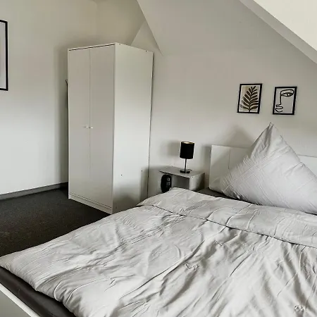Flaming House Apartmán *