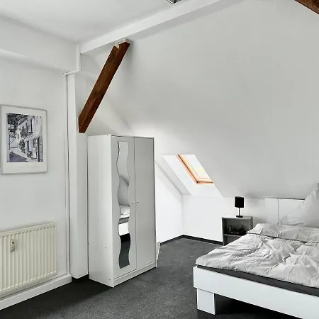 Lägenhet Flaming House Bitterfeld-Wolfen